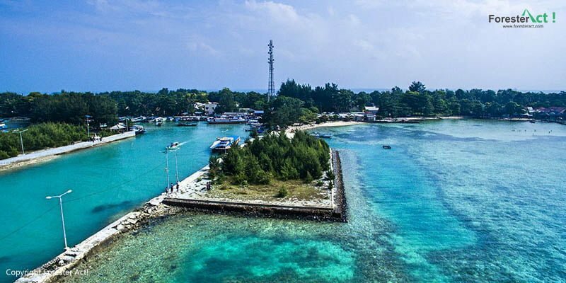 Suasana Pulau Pari dari Udara